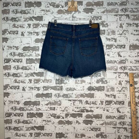 American Eagle | women denim mom shorts raw hem - Picture 9 of 12